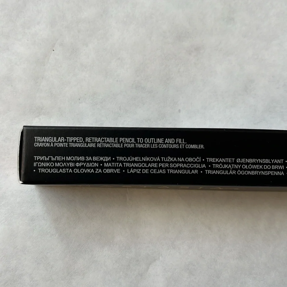 Anastasia Beverly Hills Soft Brown Brow Definer Triangular Brow Pencil New .2g